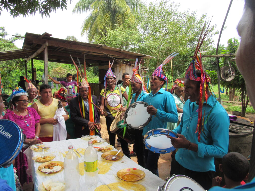 Festa negra na Amazônia -O Marambiré do Quilombo do Pacoval - Pará