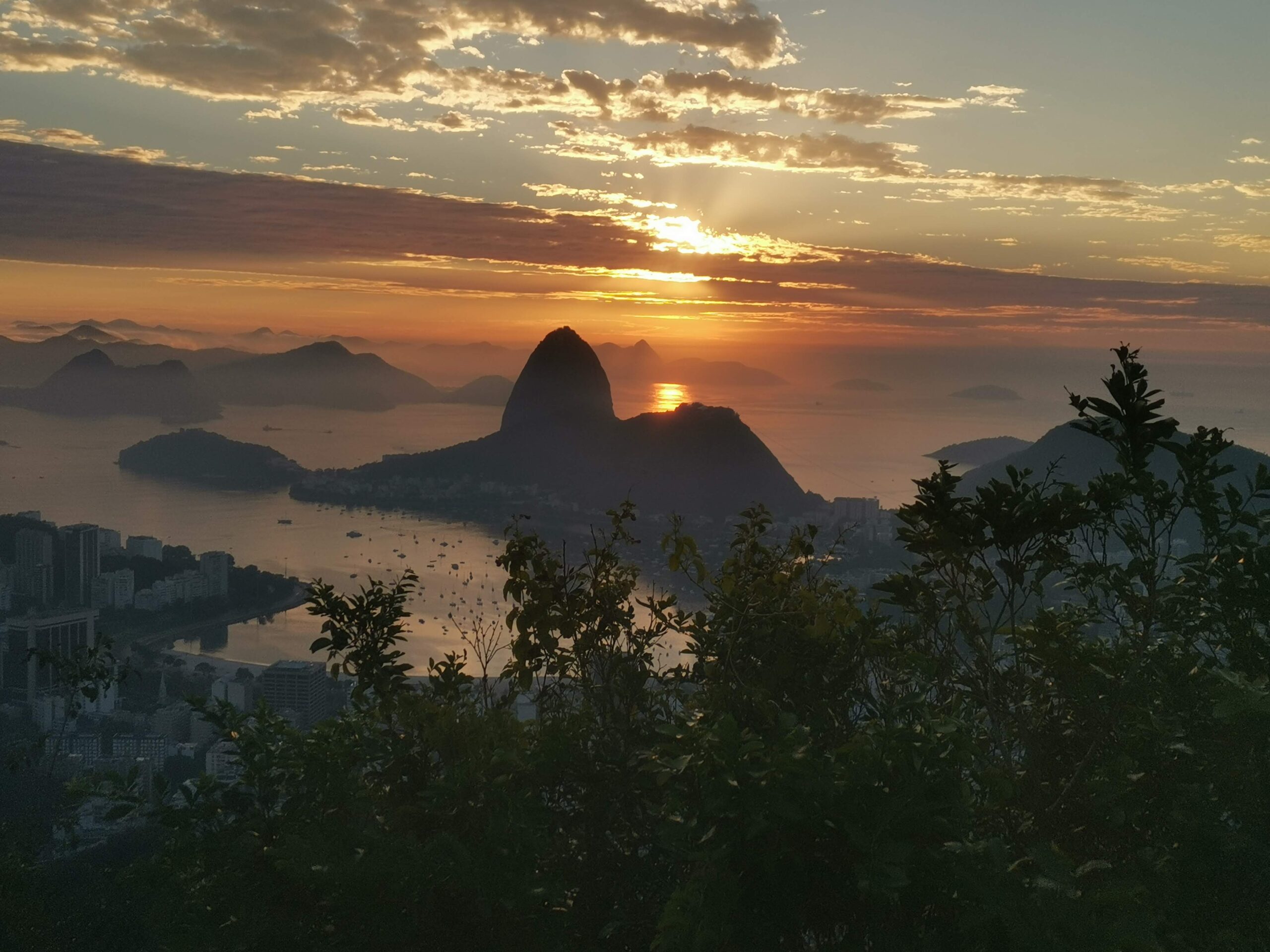 Onde ver o Nascer do Sol no Rio de Janeiro - Foto arquivo pessoal de Rebecca Aletheia